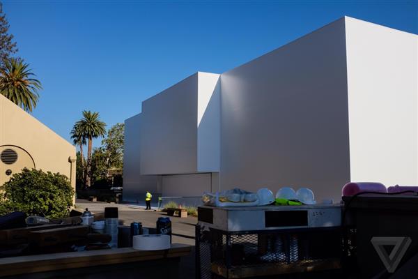 Apple edificio live